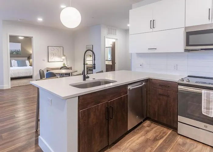 Landing - Modern With Amazing Amenities * Tempe